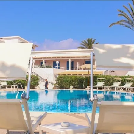 In Les Sables Noirs Апартаменты *