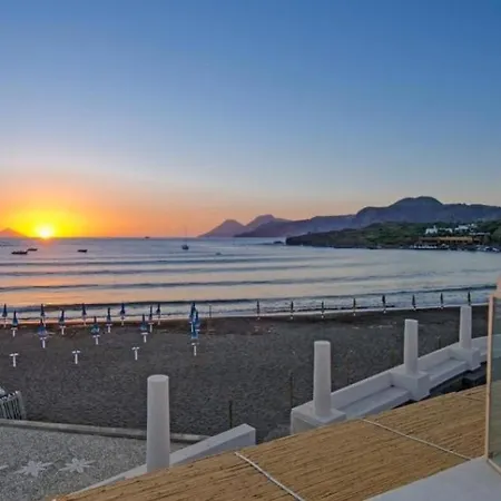 In Les Sables Noirs Apartment Vulcano (Isola)