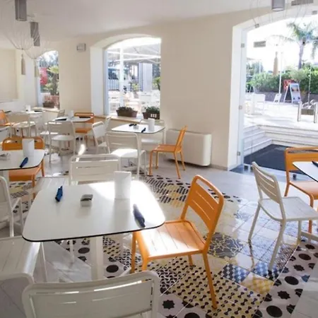 In Les Sables Noirs Apartment